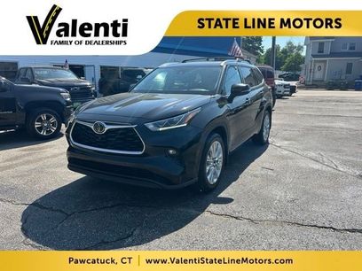 Used 2021 Toyota Highlander Limited