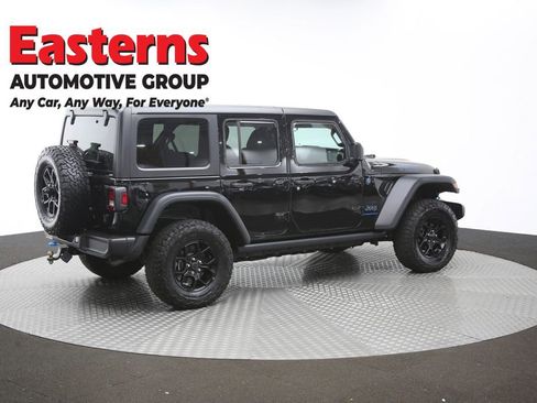 Used 2024 Jeep Wrangler Unlimited AWD/4WD image 44