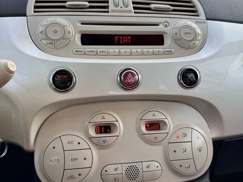 Used 2013 FIAT 500 Lounge w/ Luxury Leather Pkg image 11