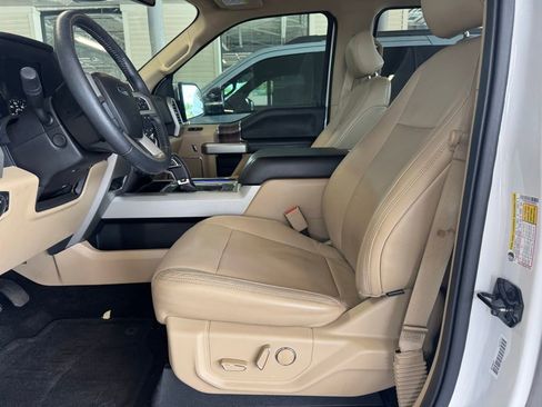 Used 2015 Ford F150 Lariat w/ Equipment Group 502A Luxury RWD image 11