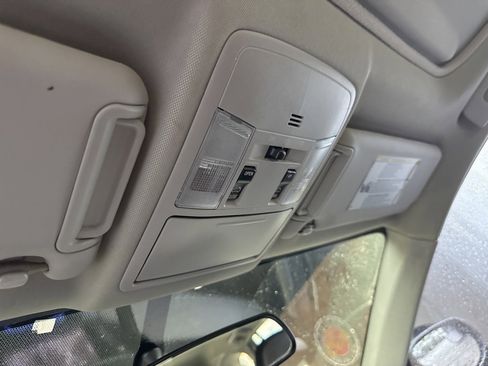 Used 2016 Toyota RAV4 XLE image 20