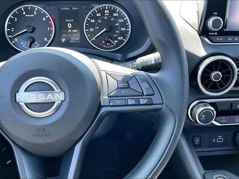 Certified 2025 Nissan Sentra S FWD image 11
