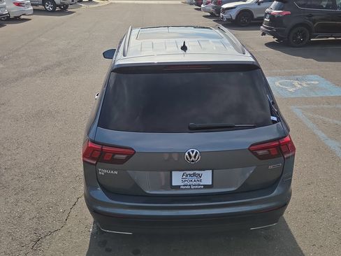 Used 2019 Volkswagen Tiguan SE w/ Panoramic Sunroof Package AWD/4WD image 10
