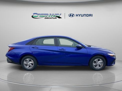New 2026 Hyundai Elantra SE image 10