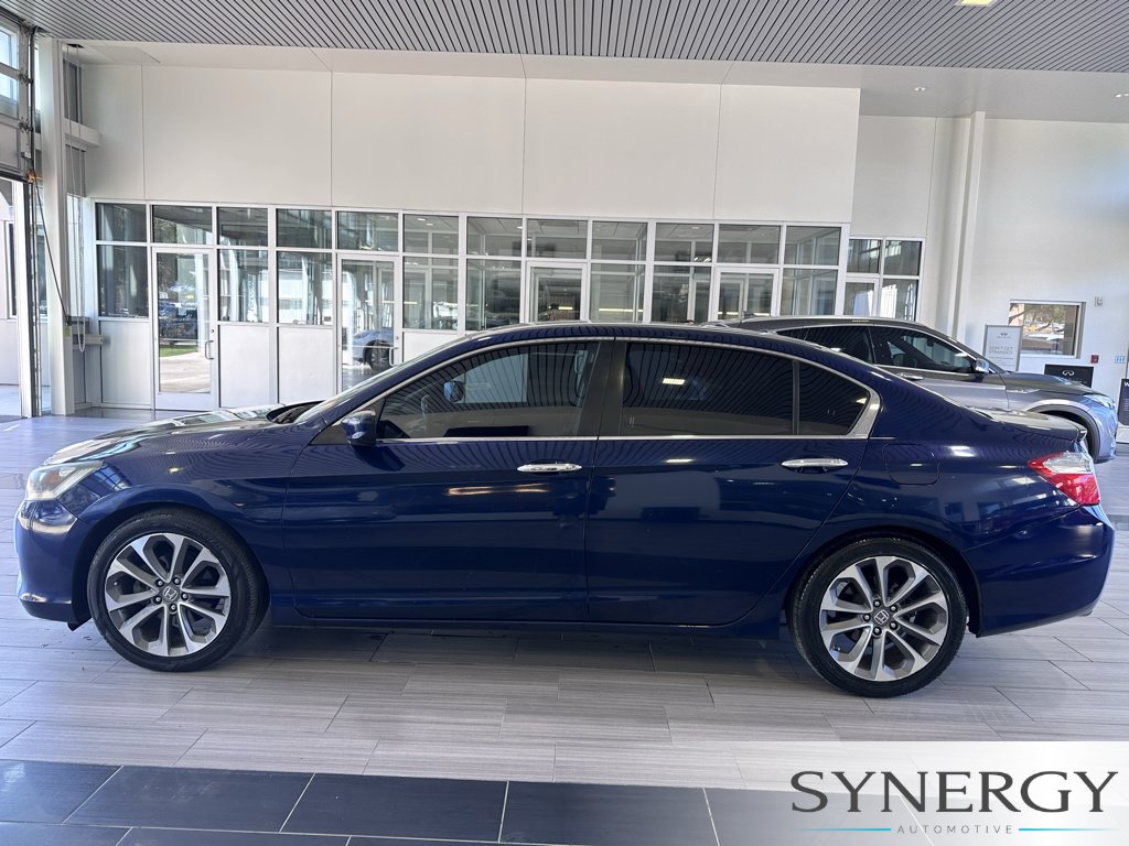 Used 2015 Honda Accord Sport image 10