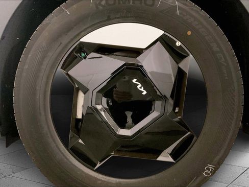 New 2026 Kia EV9 Wind image 12