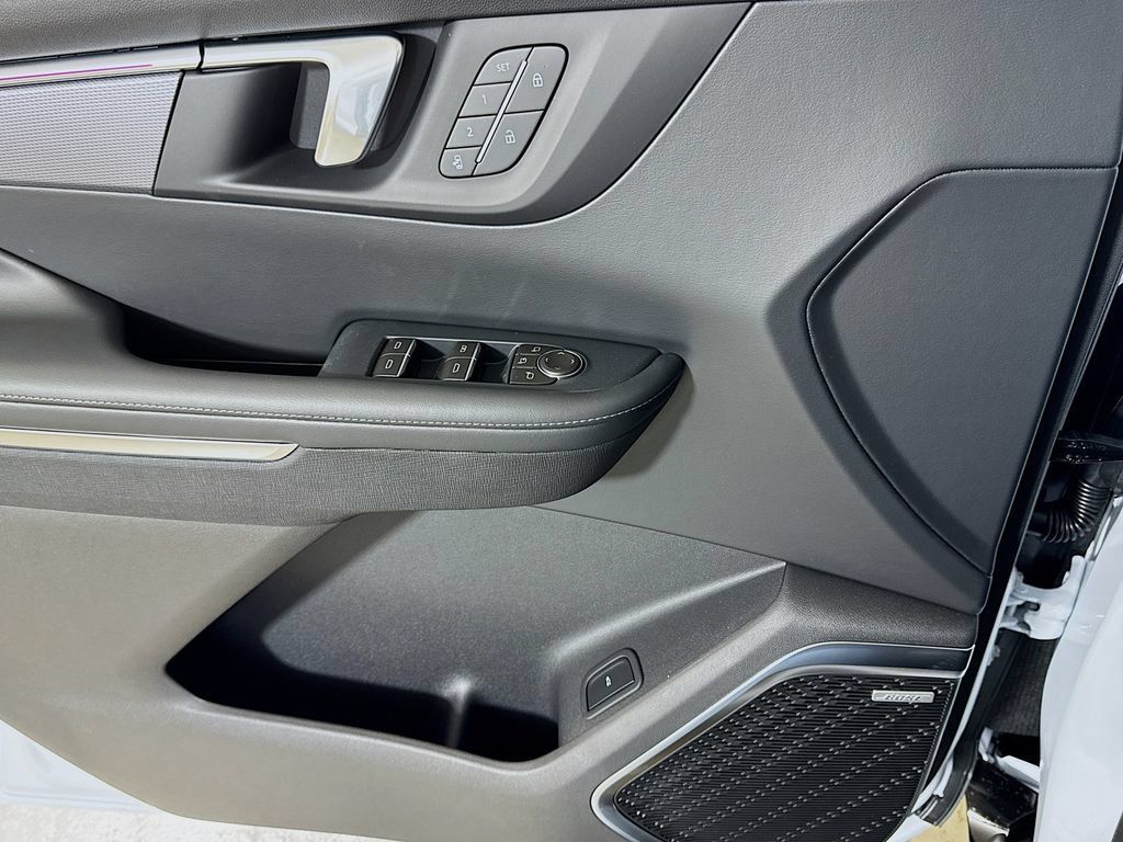 New 2026 Buick Enclave Sport Touring w/ Power Package FWD image 16