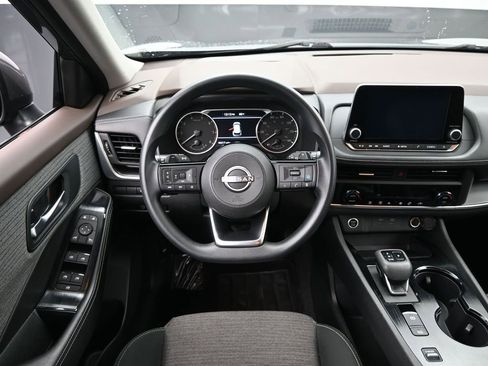 Used 2023 Nissan Rogue SV image 23