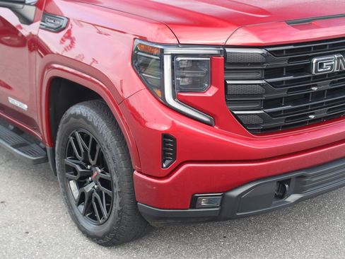 Used 2023 GMC Sierra 1500 Elevation AWD/4WD image 9