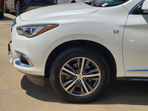 Used 2017 INFINITI QX60 FWD w/ Premium Plus Package image 8