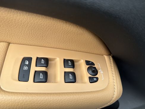Used 2020 Volvo XC60 T5 Momentum w/ Protection Package Premier FWD image 14