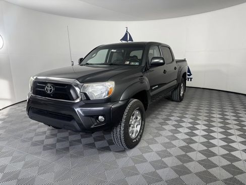 Used 2014 Toyota Tacoma 4x4 Double Cab image 3