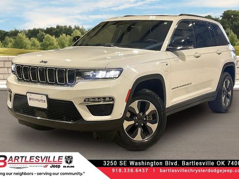 Used 2023 Jeep Grand Cherokee 4WD 4xe w/ Luxury Tech Group II image 1