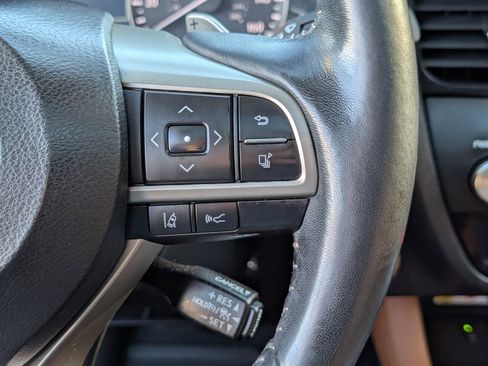 Used 2022 Lexus RX 450h AWD w/ Premium Package image 25