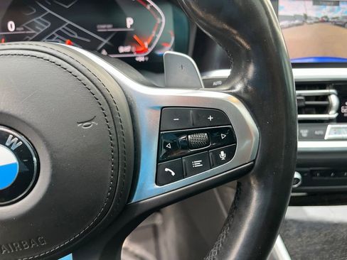Used 2020 BMW 330i Sedan w/ M Sport Package RWD image 16