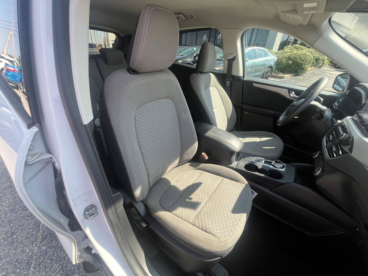 Used 2021 Ford Escape SE FWD image 45