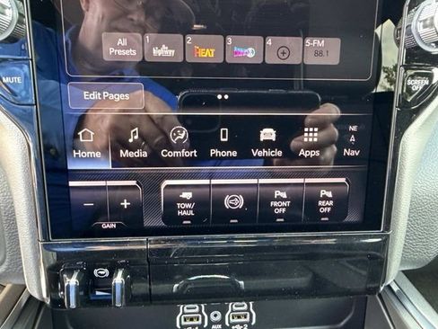 New 2026 RAM 3500 Laramie AWD/4WD image 26