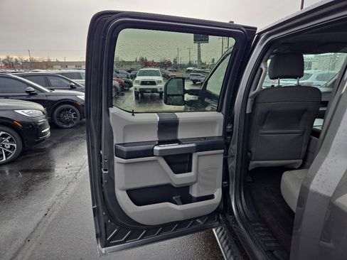 Used 2015 Ford F150 XLT w/ Equipment Group 301A Mid image 13