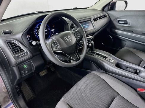 Used 2019 Honda HR-V EX image 9