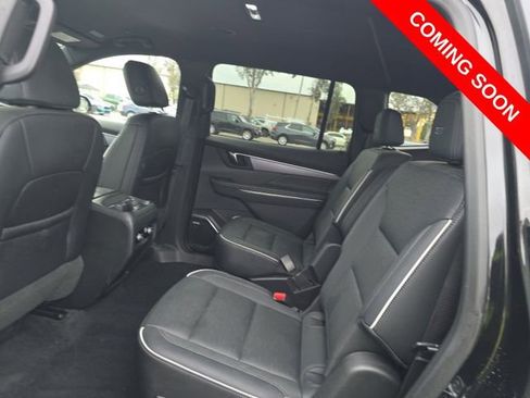 Used 2025 Buick Enclave Sport Touring image 8