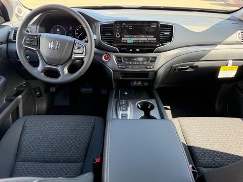 New 2026 Honda Ridgeline Sport image 9