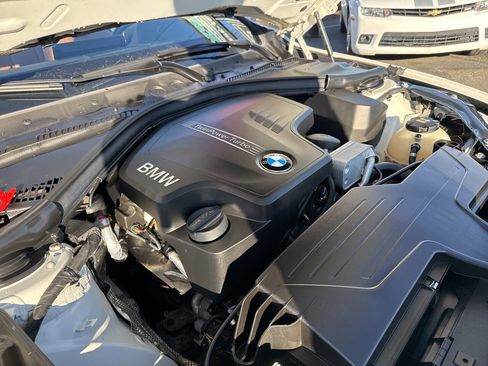 Used 2014 BMW 428i xDrive Convertible image 17