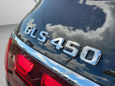 New 2026 Mercedes-Benz GLS 450 4MATIC image 7