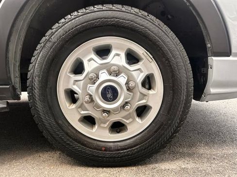 Used 2023 Ford Transit 350 148 Medium Roof w/ Exterior Upgrade Package RWD image 24