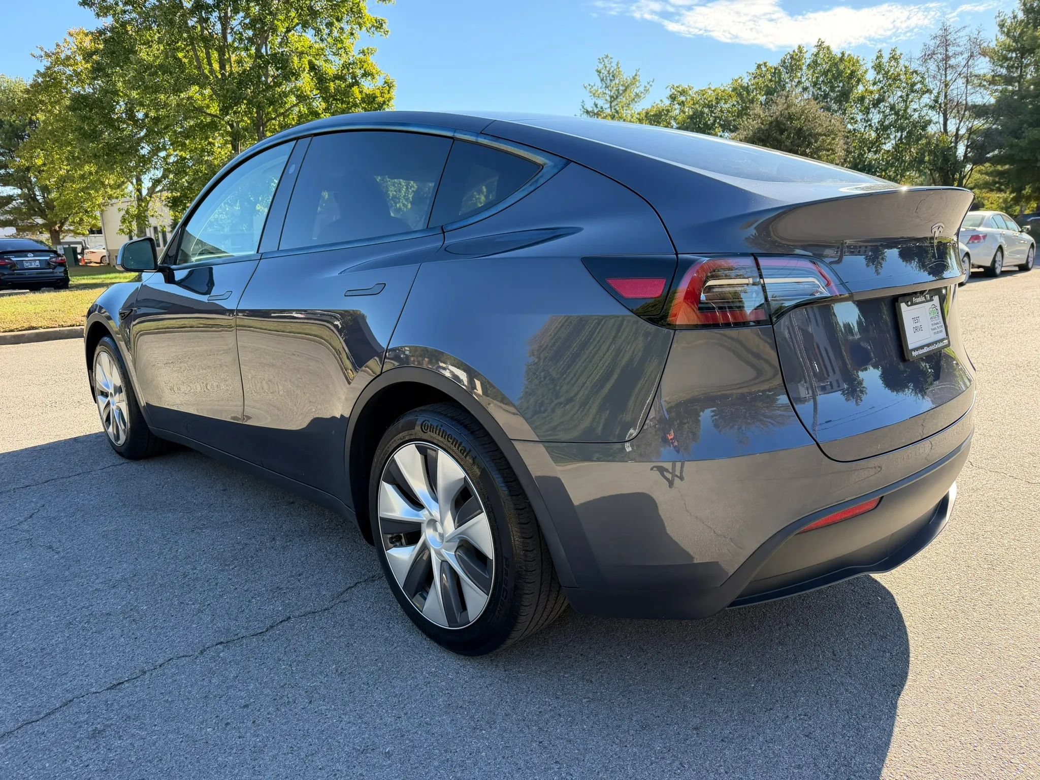 Used 2023 Tesla Model Y 2WD image 6