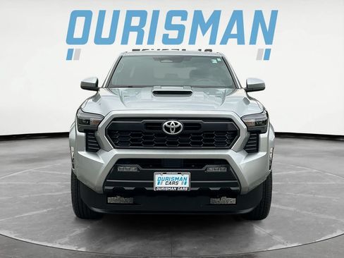 Used 2024 Toyota Tacoma TRD Sport AWD/4WD image 2