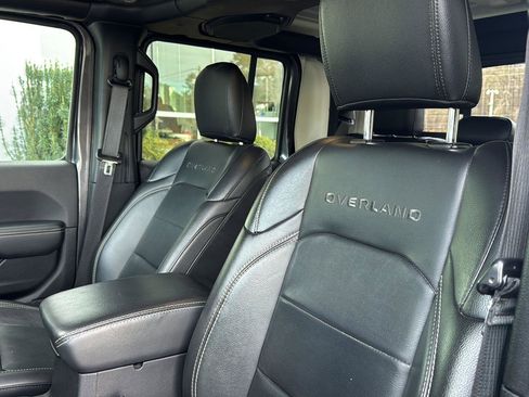 Used 2021 Jeep Gladiator Overland w/ Popular Equipment Package image 26