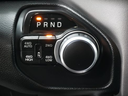 Used 2022 RAM 1500 Big Horn w/ Night Edition AWD/4WD image 23