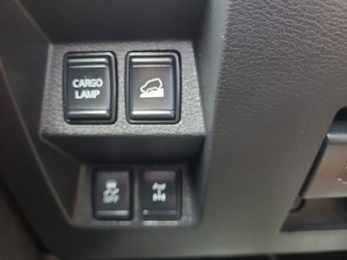 Used 2023 Nissan Frontier PRO-4X w/ Pro Convenience Package image 16