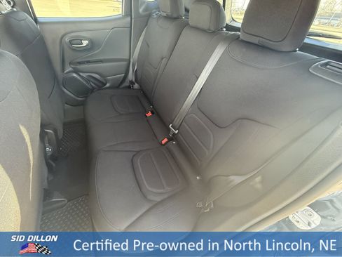 Used 2022 Jeep Renegade Latitude image 19