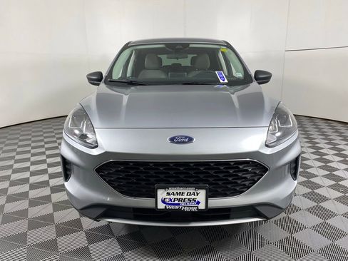Used 2022 Ford Escape SE w/ Cold Weather Package FWD image 7