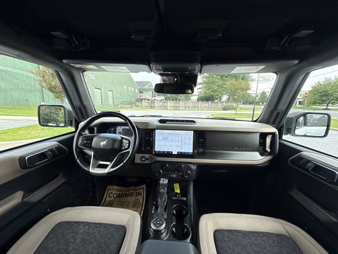 Used 2022 Ford Bronco Wildtrak AWD/4WD image 15