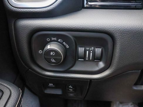 New 2026 RAM 1500 Laramie AWD/4WD image 28