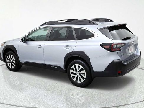 Certified 2023 Subaru Outback Premium AWD/4WD image 6