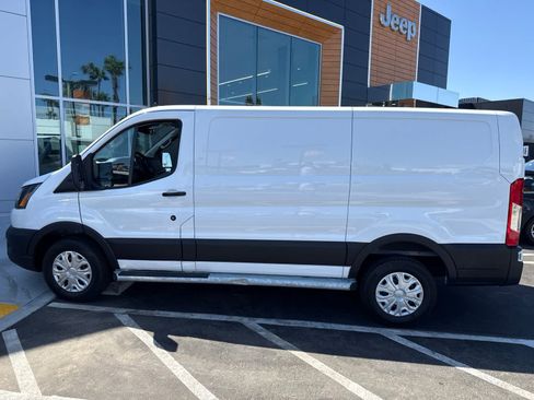Used 2025 Ford Transit 250 Low Roof w/ Exterior Upgrade Package RWD image 18