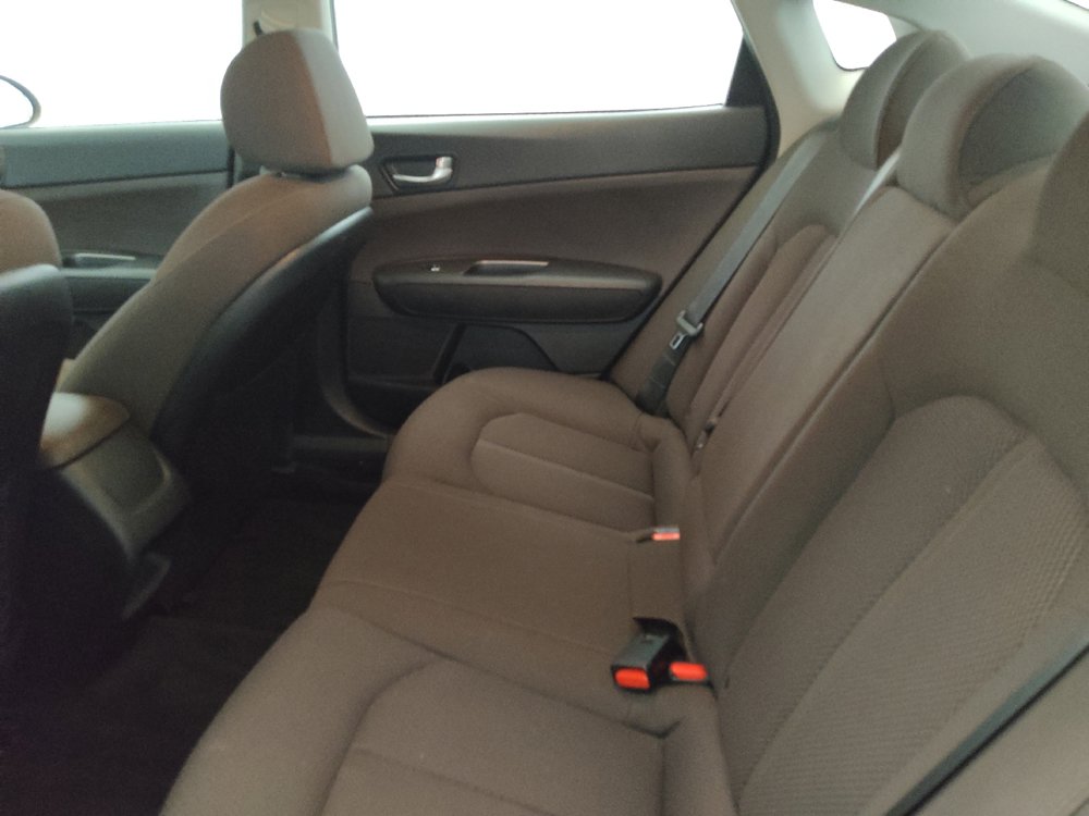Used 2020 Kia Optima LX FWD image 18