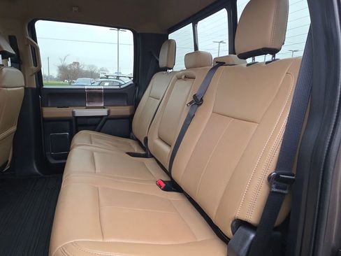 Used 2022 Ford F250 Lariat w/ Chrome Package image 31