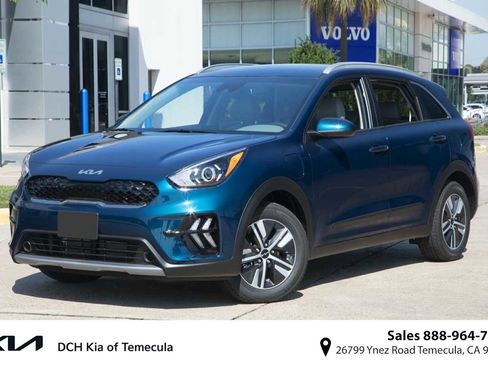 Certified 2022 Kia Niro LXS FWD image 1