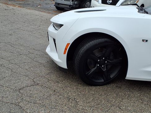 Used 2017 Chevrolet Camaro SS image 18