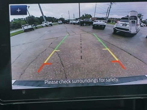 Used 2022 Ford Explorer XLT w/ Equipment Group 202A AWD/4WD image 25