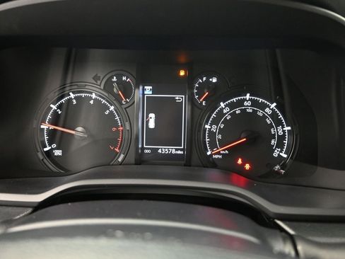 Used 2021 Toyota 4Runner SR5 image 16