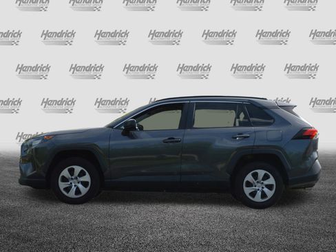Used 2020 Toyota RAV4 LE image 8