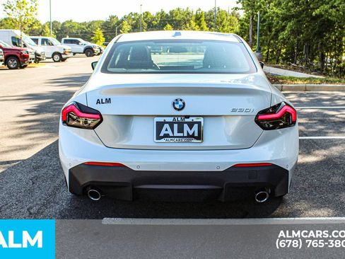 Used 2026 BMW 230i Coupe RWD image 10