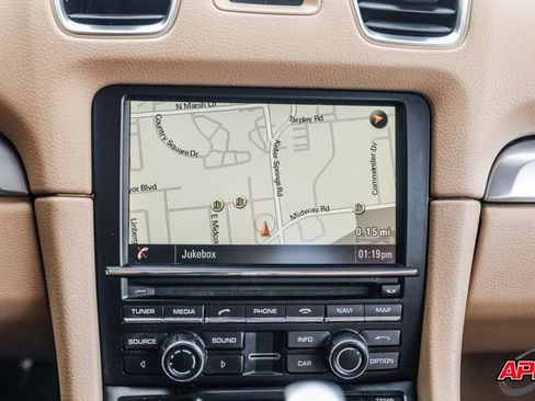 Used 2014 Porsche Cayman image 12