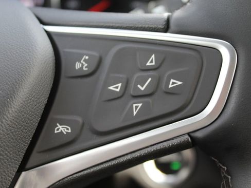 Used 2023 Chevrolet Equinox LT image 13