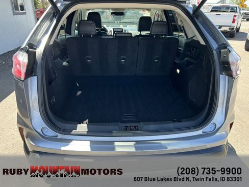 Used 2023 Ford Edge Titanium AWD/4WD image 16